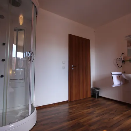 Szálloda Stadthotel Kleiner Berg Friedrichshafen