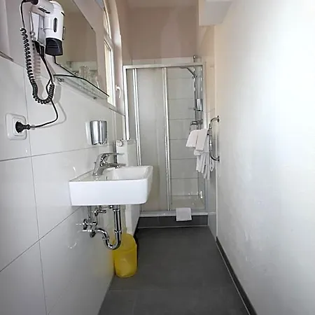 Szálloda Stadthotel Kleiner Berg Friedrichshafen