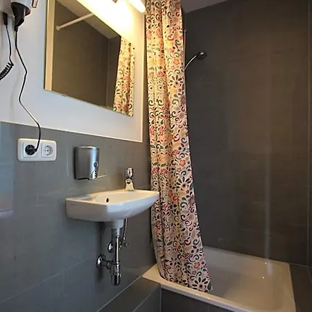 Szálloda Stadthotel Kleiner Berg Friedrichshafen