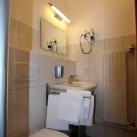Stadthotel Kleiner Berg 2* Friedrichshafen
