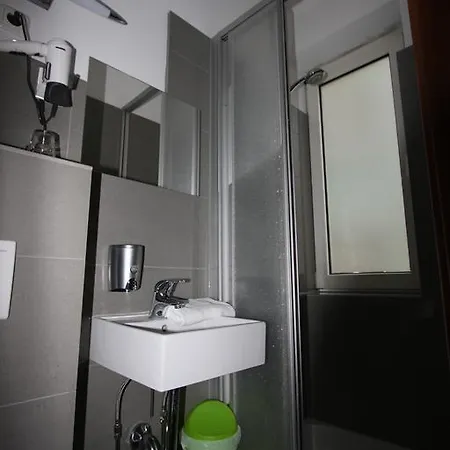 Stadthotel Kleiner Berg Hotell