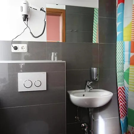 Ξενοδοχείο Stadthotel Kleiner Berg 2*