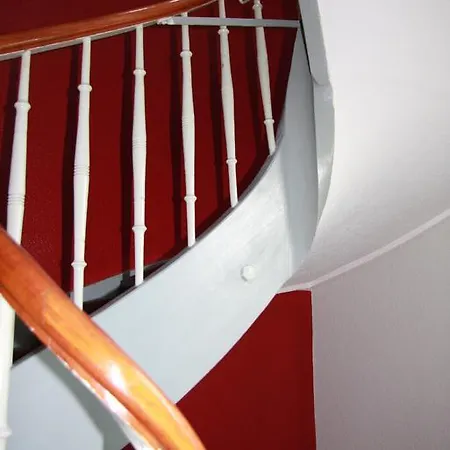 Stadthotel Kleiner Berg Φριντρισχάφεν