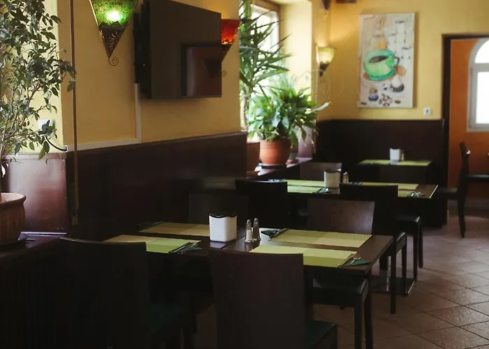 Stadthotel Kleiner Berg Hotel 2*