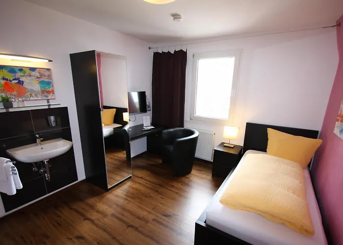 Stadthotel Kleiner Berg Hotel 2*