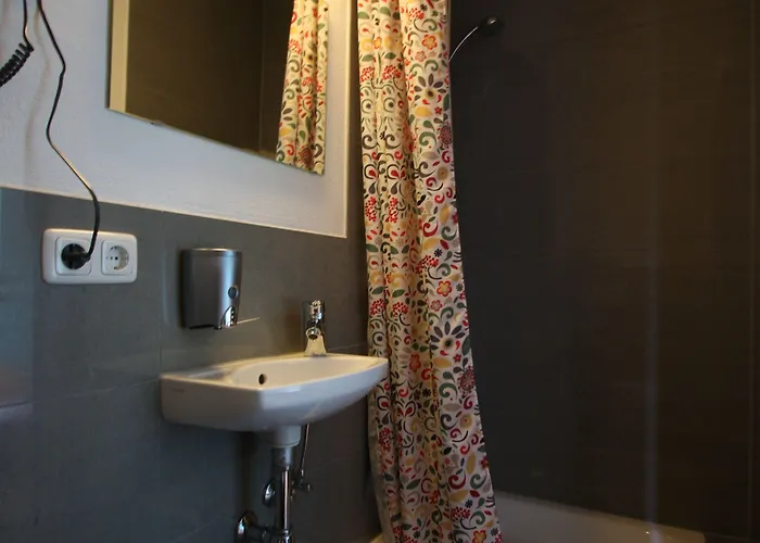 Stadthotel Kleiner Berg Hotel 2*